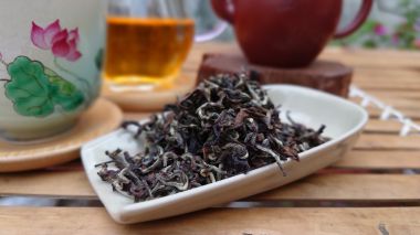 Trà oolong Đông Phương Mỹ Nhân (loại B) - Bảo Lộc, Việt Nam